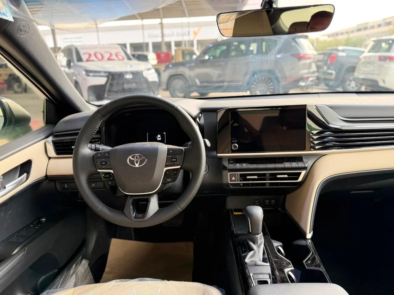 interior frontLeft