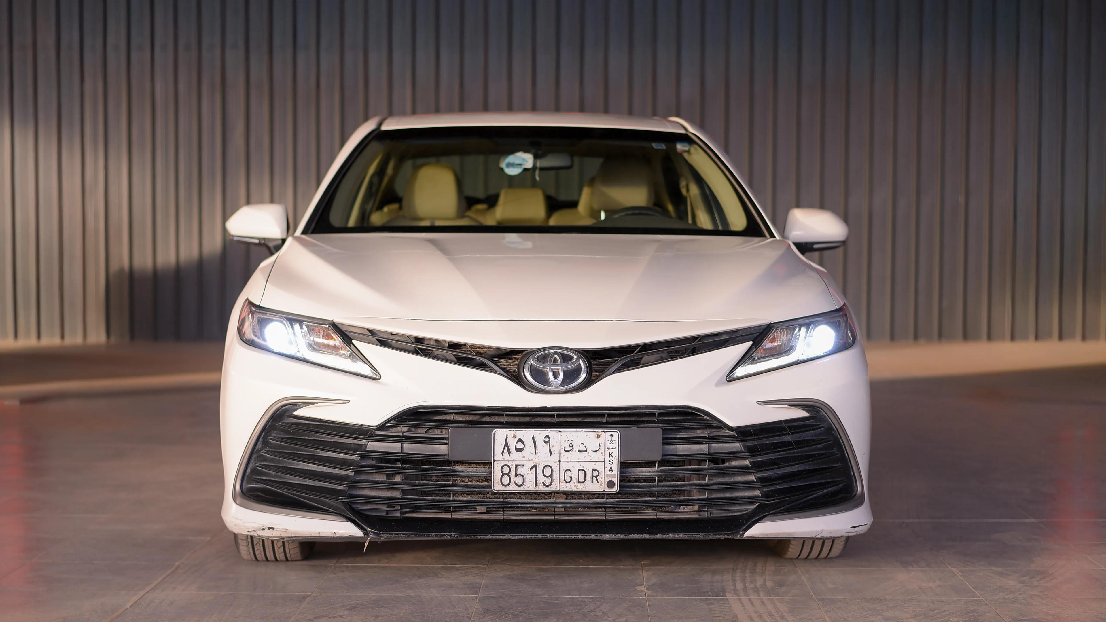 تويوتا كامري 2.5 LE AUTO STD 2023 logo