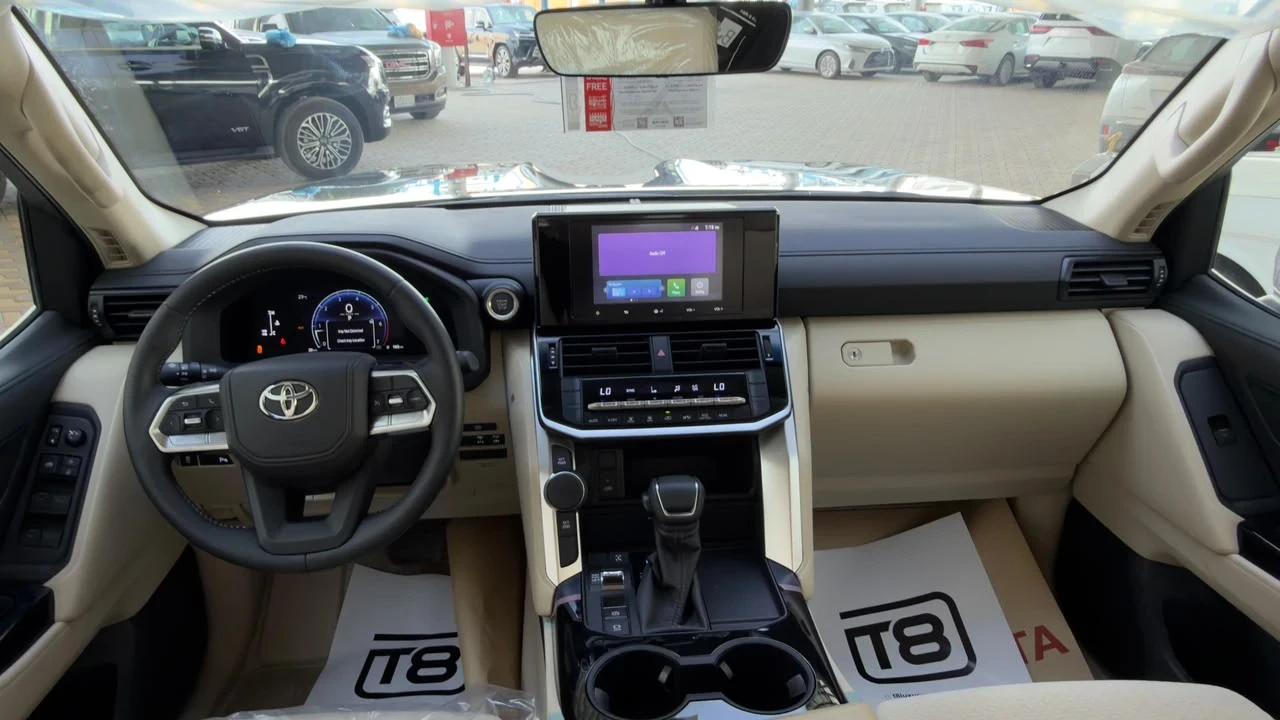 interior frontRight