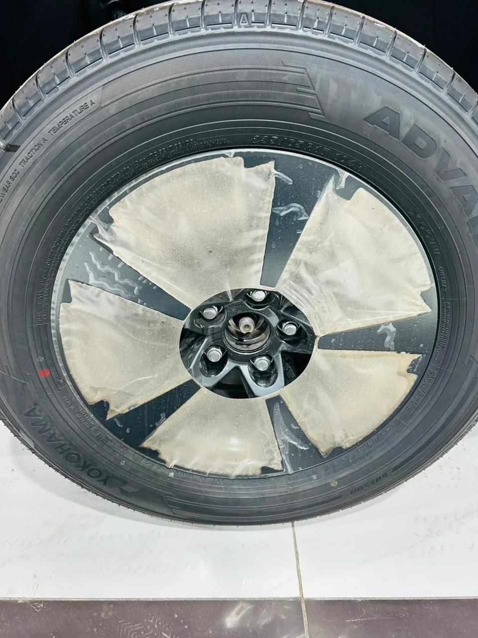 exterior frontLeft