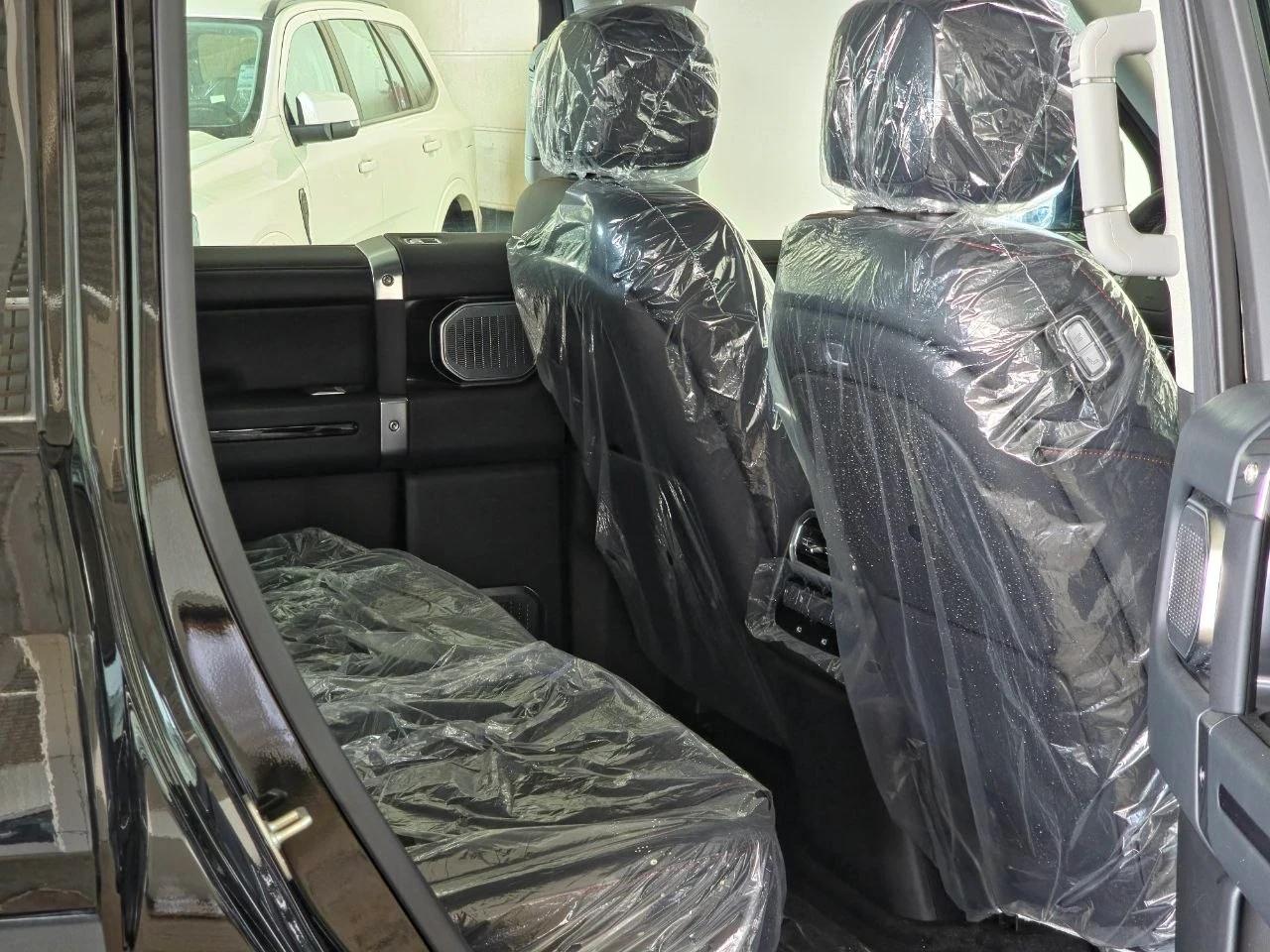interior image_3