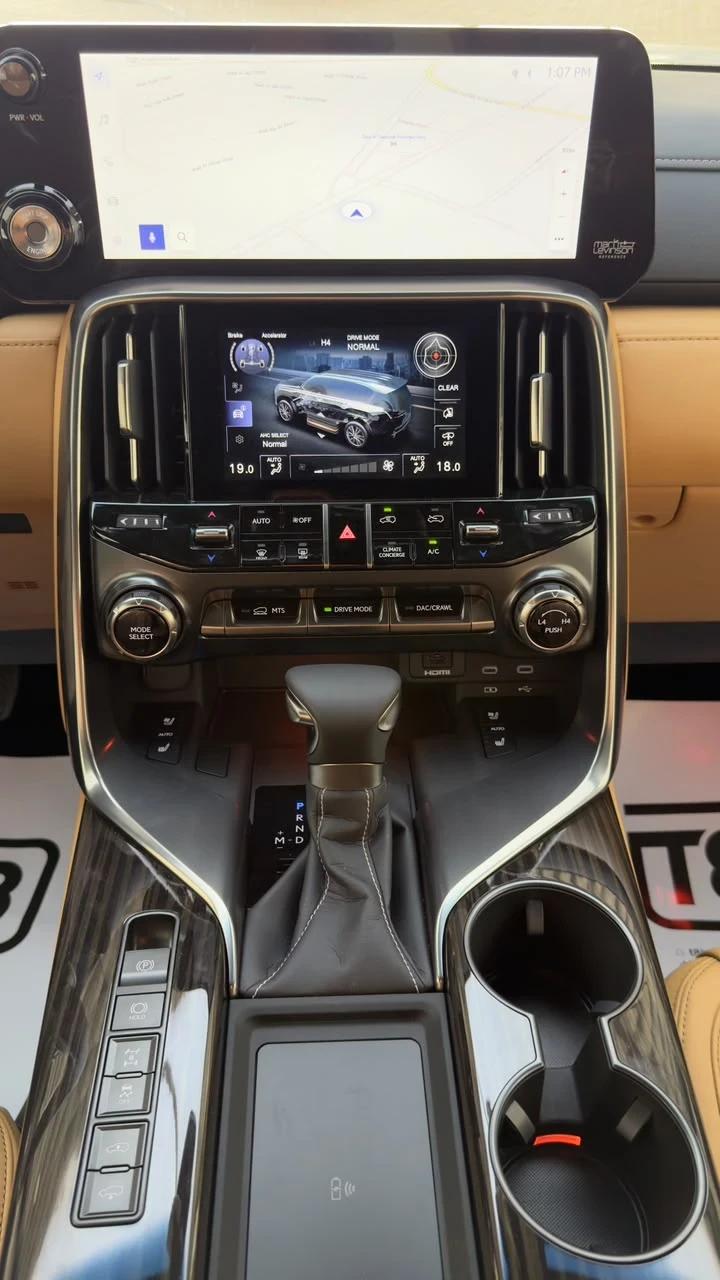 interior frontRight