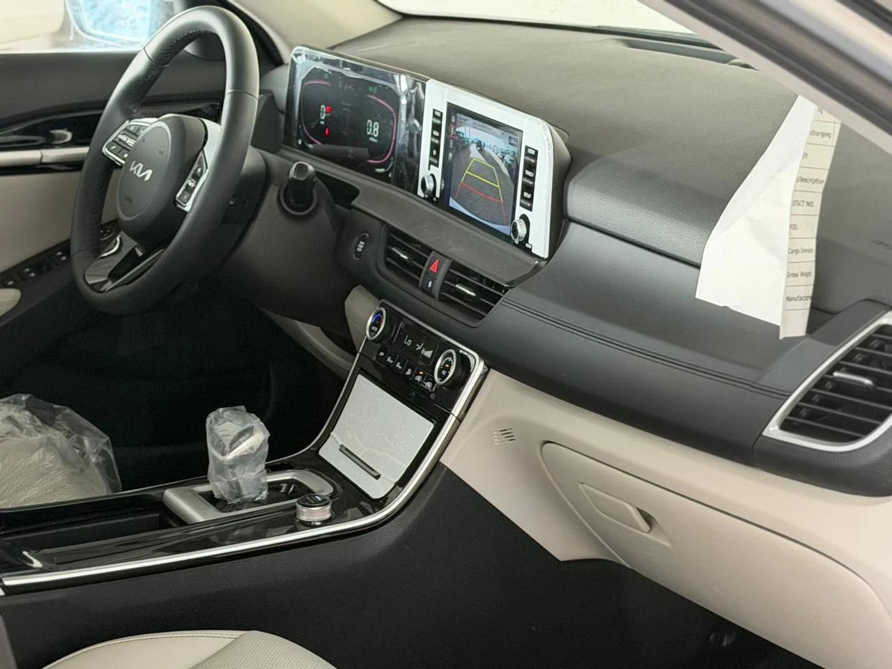 interior image_1
