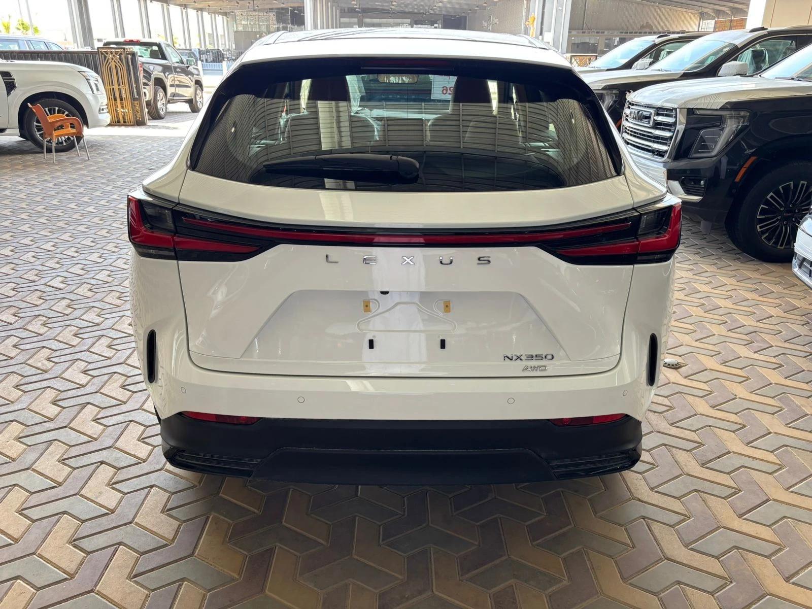 exterior rearLeft