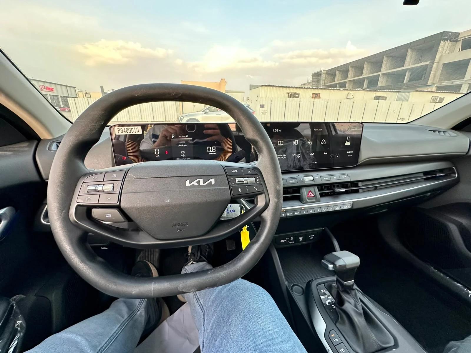 interior frontRight