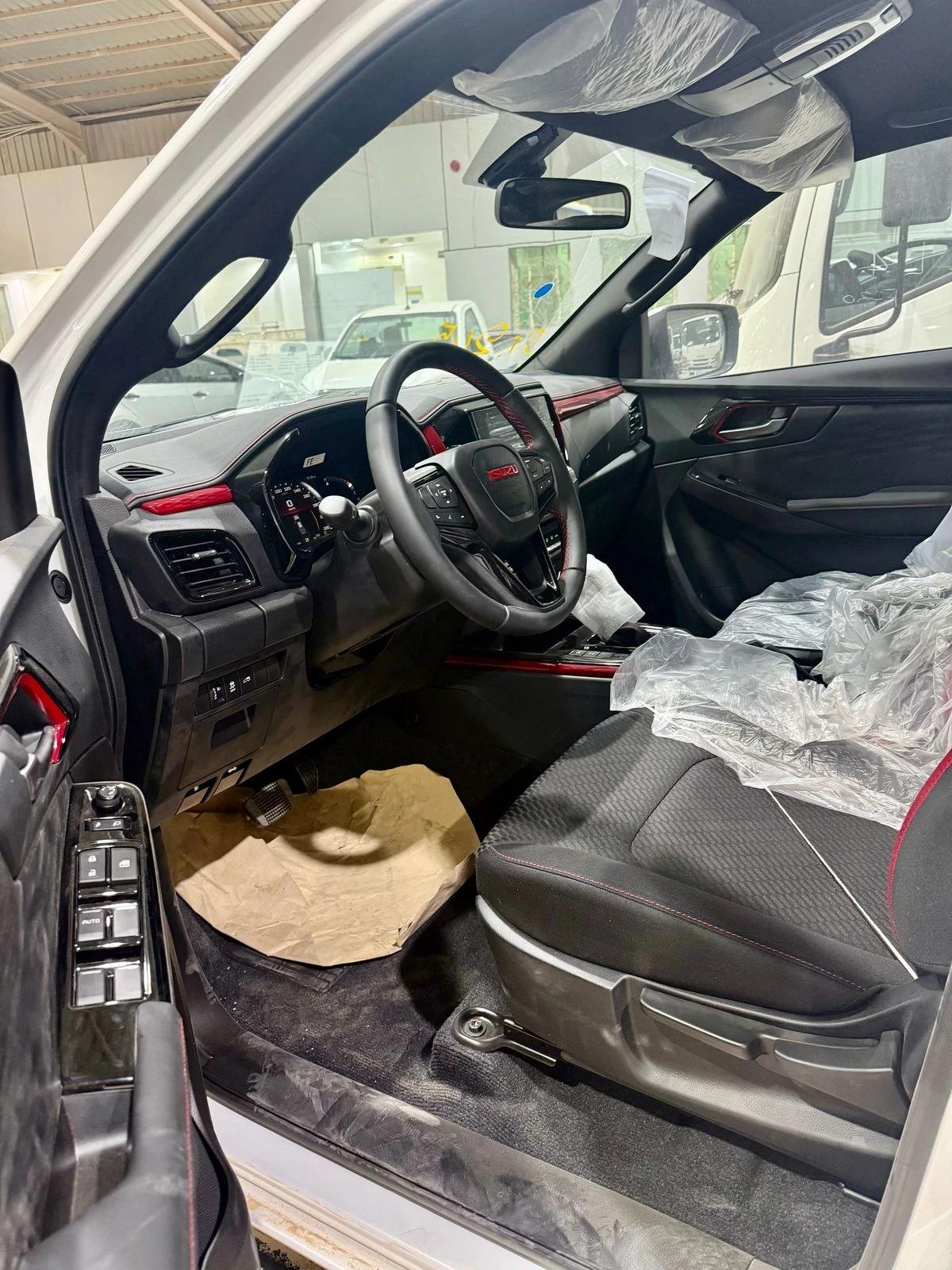 interior frontRight